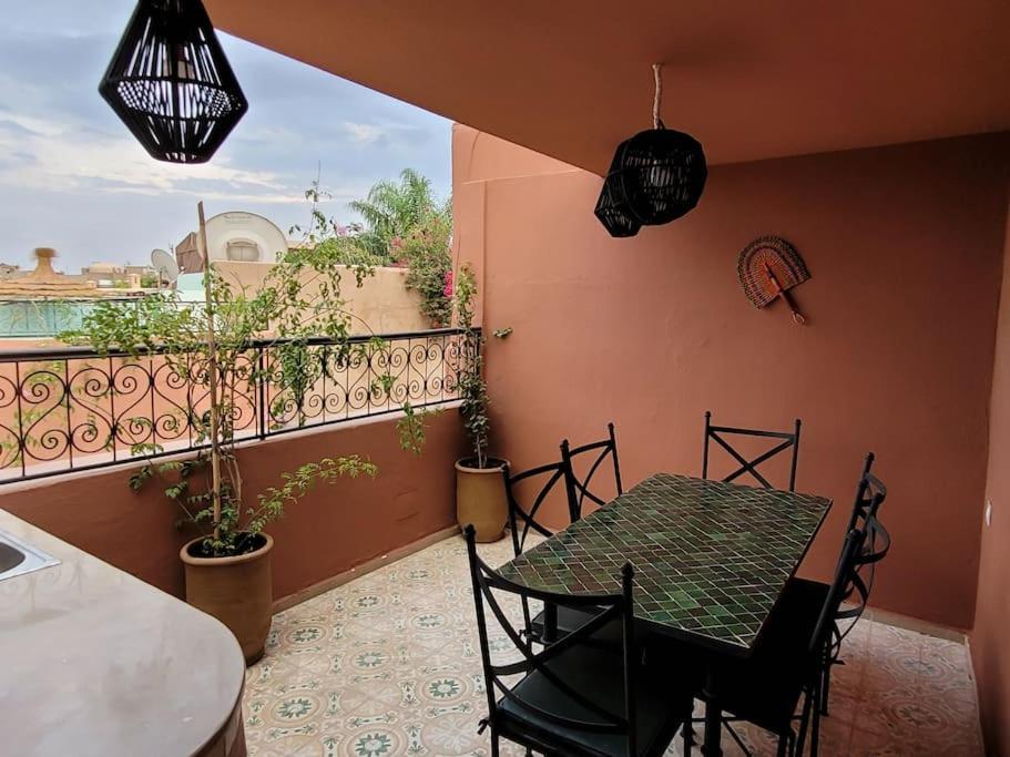 Dar Amazigh Mit 3 Schlafzimmern Сasa de vacaciones *